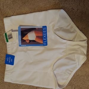 Flexees take inches off size Large